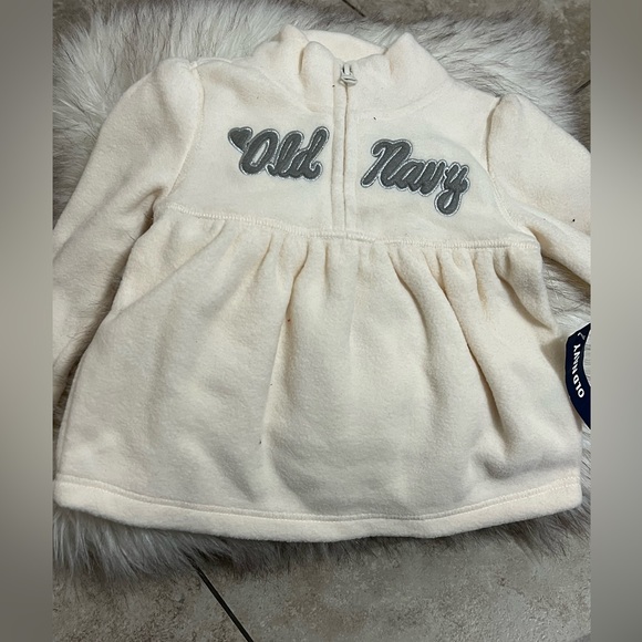 Old Navy Other - Old Navy Logo - Girl Top